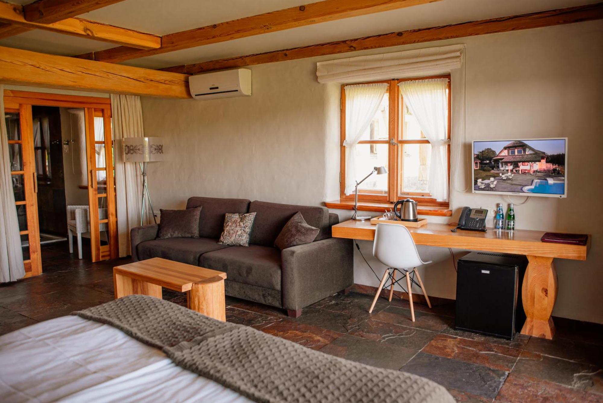 Osada Gleboczek. Vine Resort&Spa Wielki Gleboczek Bagian luar foto
